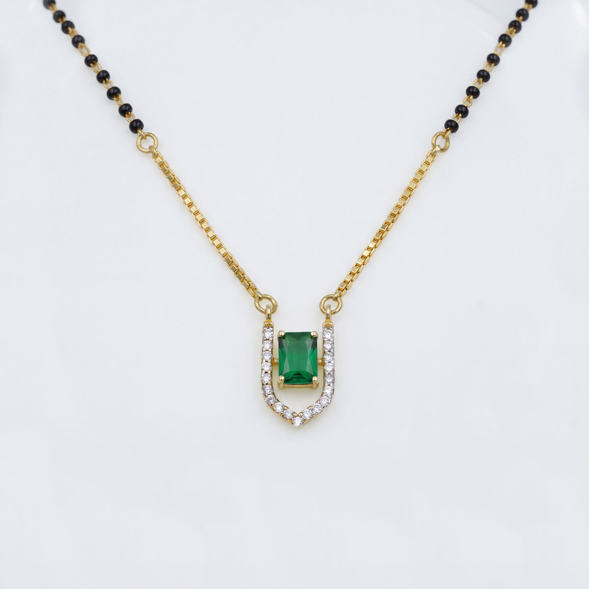 Silver Emerald Radiance 925 Sterling Silver Mangalsutra | SSARONG RM-001