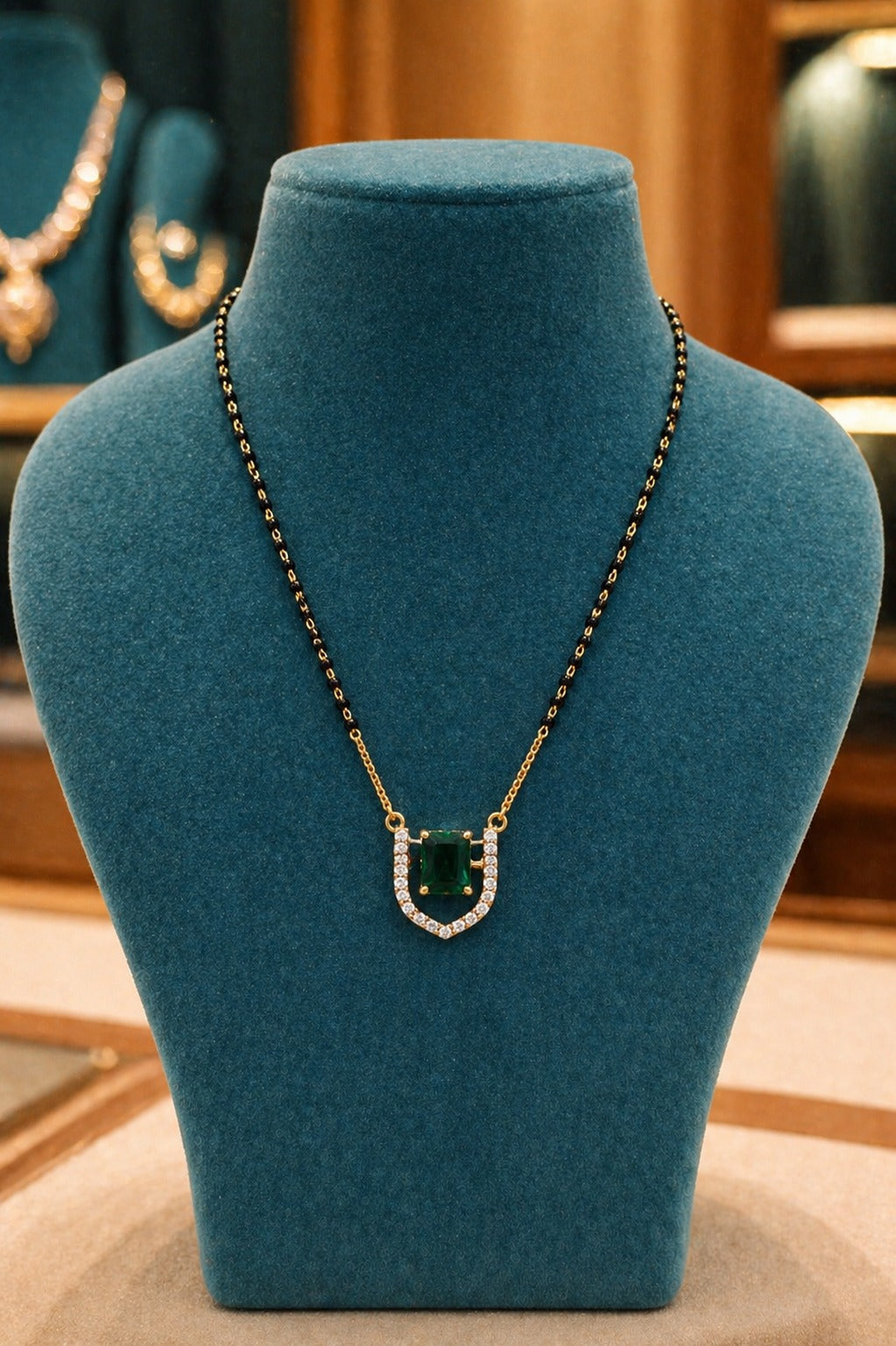 Emerald Radiance 925 Silver Ratan Mangalsutra | Ssarong