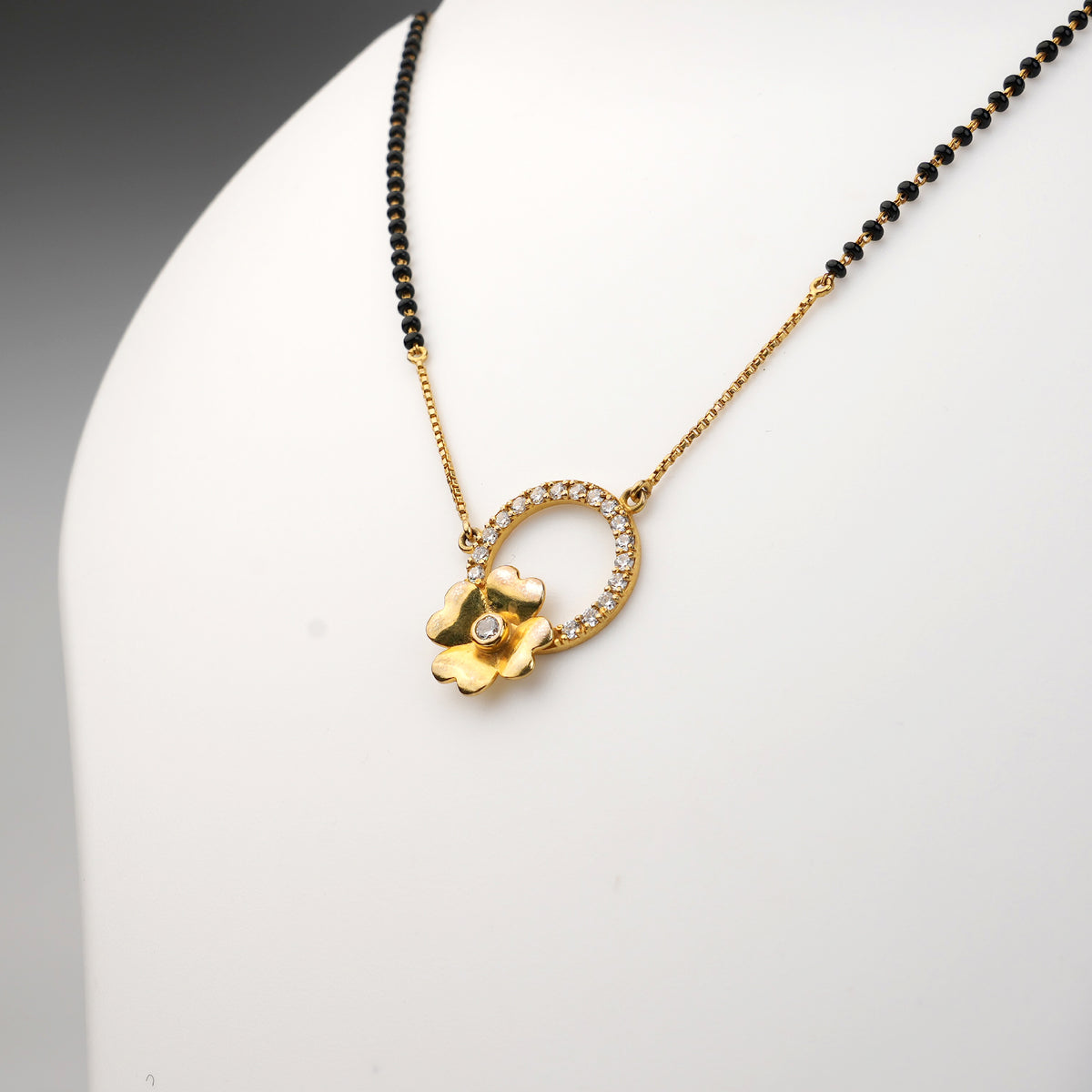 Floral Circle 925 Sterling Silver Modern Minimal Mangalsutra | Ssarong | MM-002